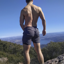 ruggedjock30's Chat & Dating Profile