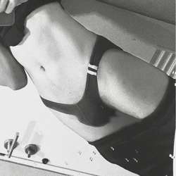 submissivehorny's Chat & Dating Profile